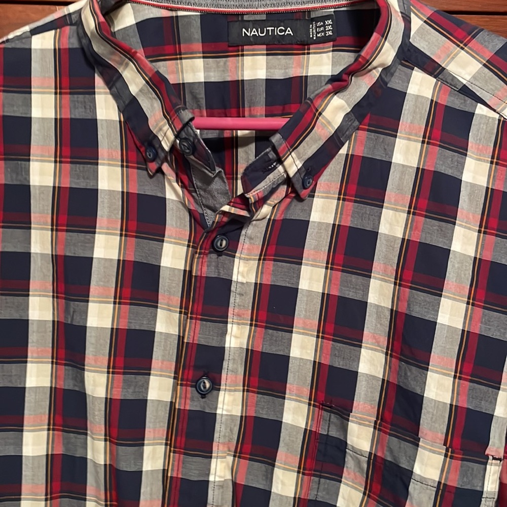 Mens button down - Picture 2 of 3